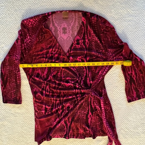 Anne Klein faux wrap top XL - pink and black snakeskin print, 3/4 sleeves - Picture 5 of 6